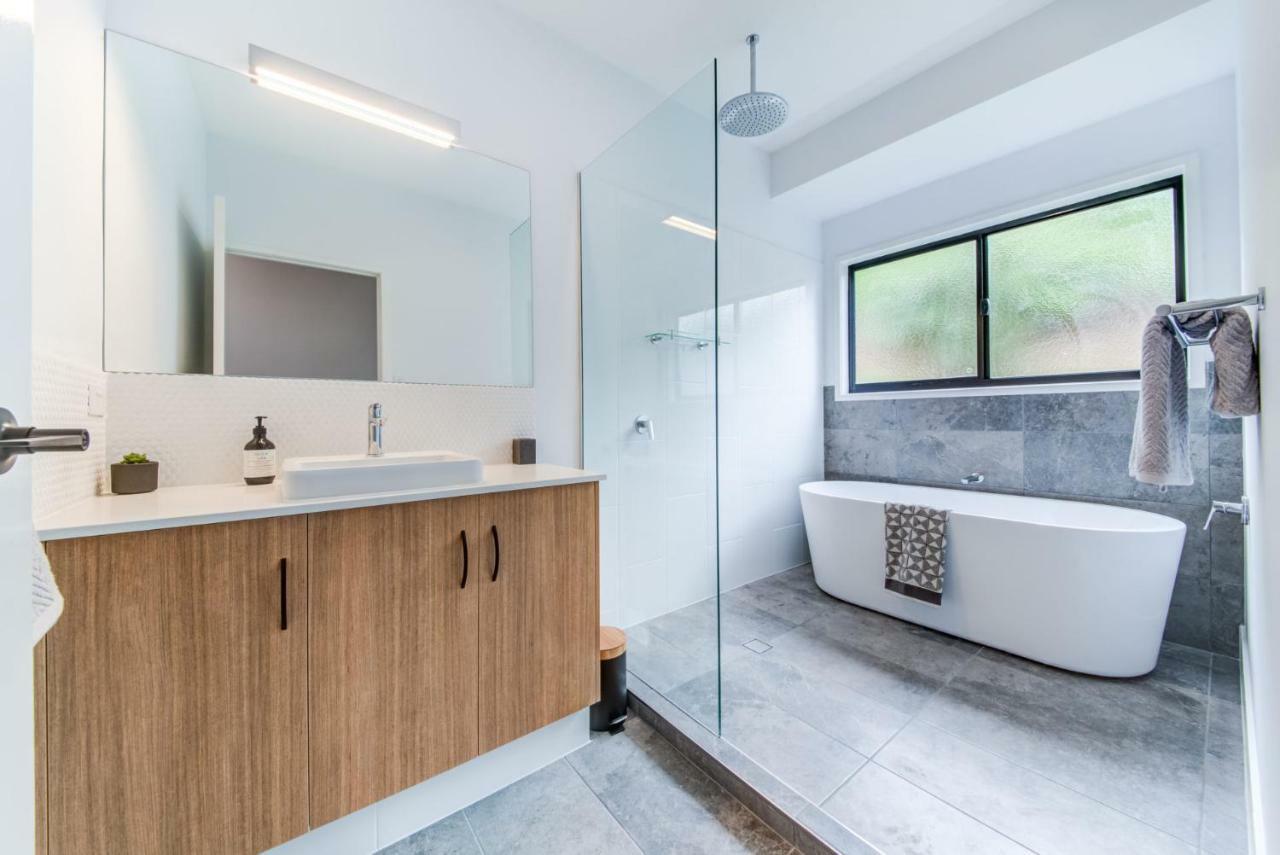 Hillside Haven - Airlie Holiday home